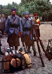 Schützen aus Algerien in einem Lager während der Schlacht an der Marne östlich von Paris, September 1914 (Autochrom)